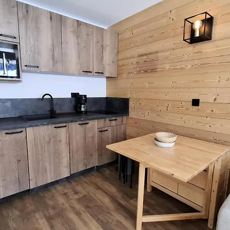 Le France - Joli Moderne Mae-9001 *